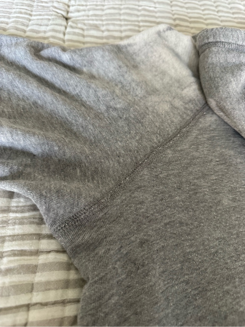 freecity Bleachout Pullover Hoodie, size 5 (XL). Excellent condition, so soft! - Picture 10 of 13